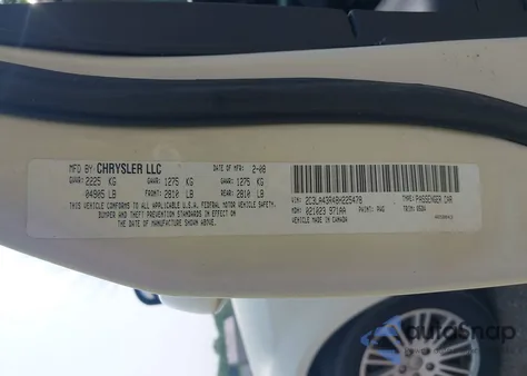 2008 Chrysler 300 Lx z USA, uszkodzony, nr VIN 2C3LA43R48H225478